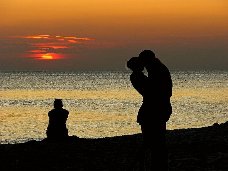 Žárlivost je projev emocionální bolesti z minulosti Žárlivost je projev emocionální bolesti z minulosti