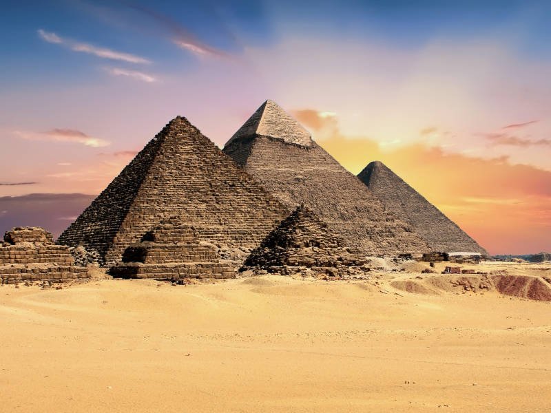 Jak byly stavěny pyramidy v Gize? Jak byly stavěny pyramidy v Gize?